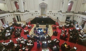 f0421001