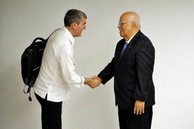 funcionario y canarias