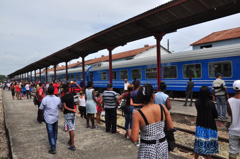 llegada tren guantanamo