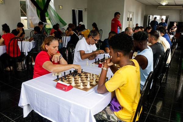 24 Grand Prix 09 Arribas