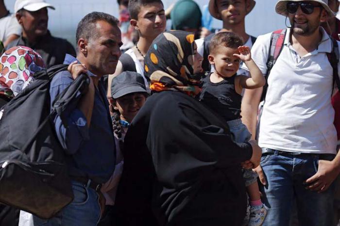 Unión Europea propone un sistema para repartir a los refugiados