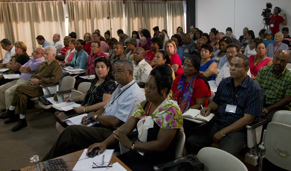 comisiones-parlamento-cubano-11