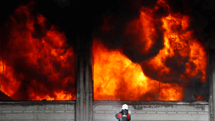 explosion edificio texas