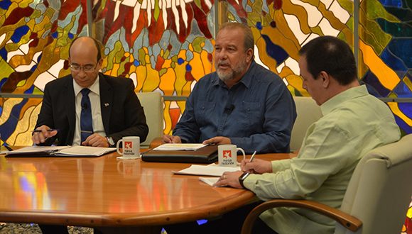 manuel marrero en mesa redonda 02 580x330