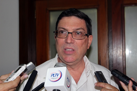 Bruno-Rodríguez-Parrilla-en-asamblea-nacional