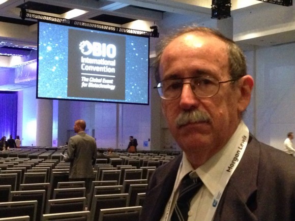 Cuba-Dr-Angustin-Lage-also-at-BIO-international-Conference-580x435