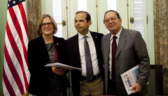 Cuba-y-USA-firman-memorando