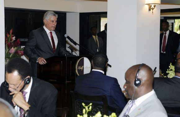 Díaz Canel en Jamaica 3 580x380