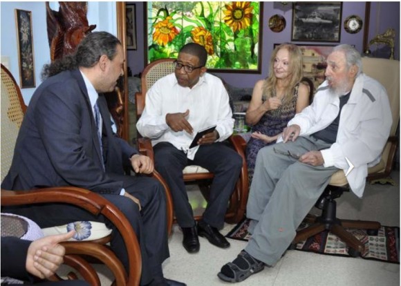 Fidel-con-el-Presidente-de-ACNO-4-580x414