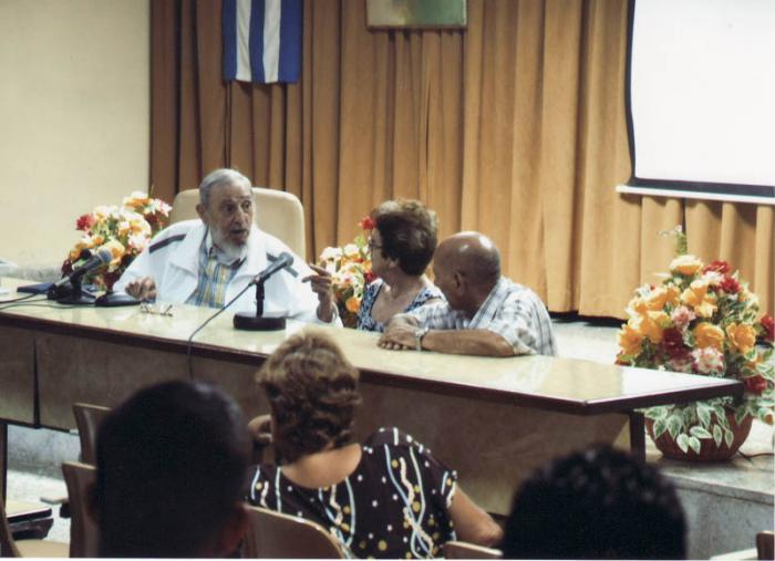 Fidel en centro científico julio 2015