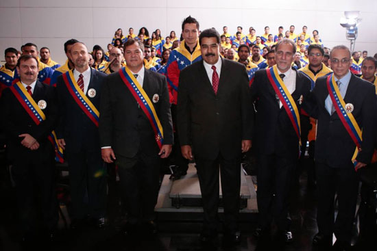 Los-Cinco-condecorados-en-Venezuela