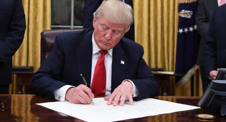 Trump memorando bloqueo