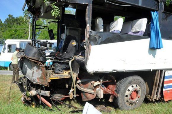 accidente de tránsito en Bayamo 580x386