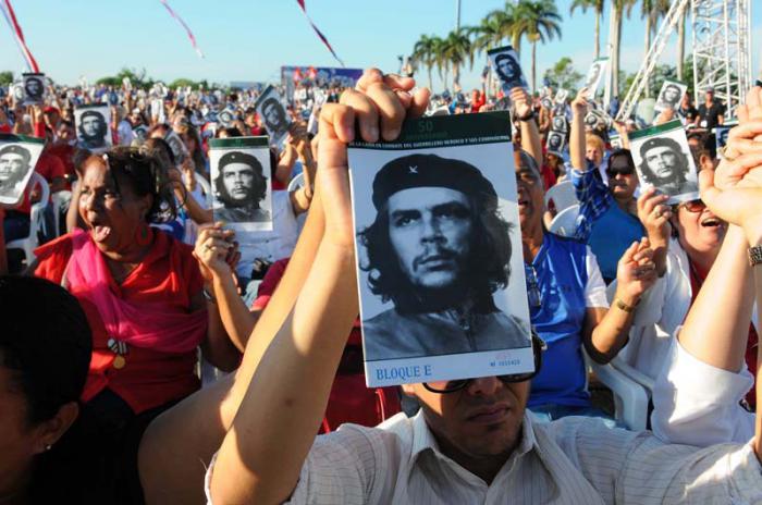 acto homenaje che