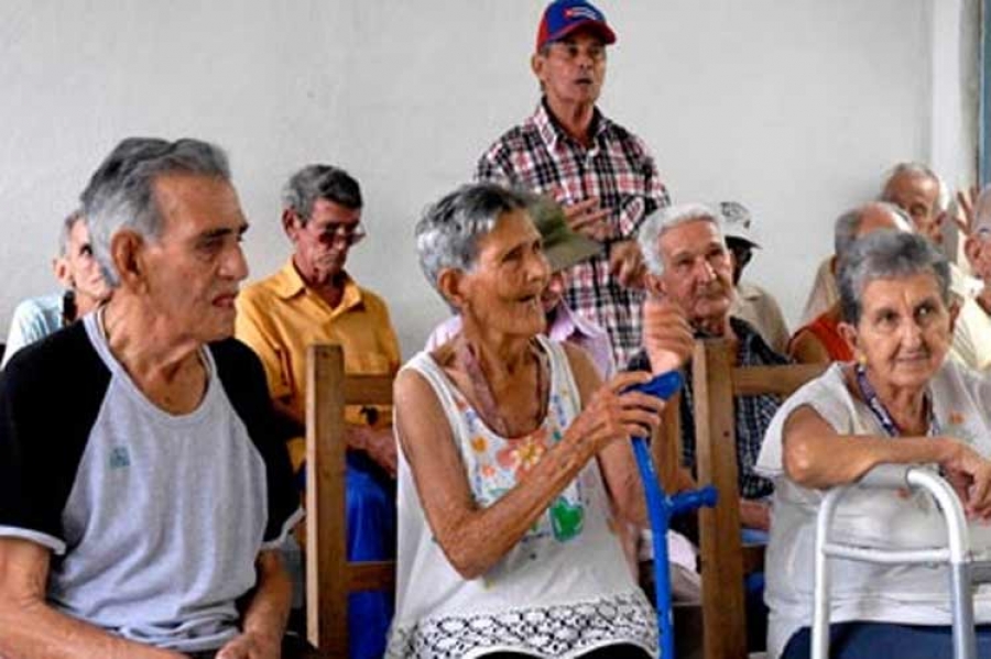 ancianos cuba tratamiento