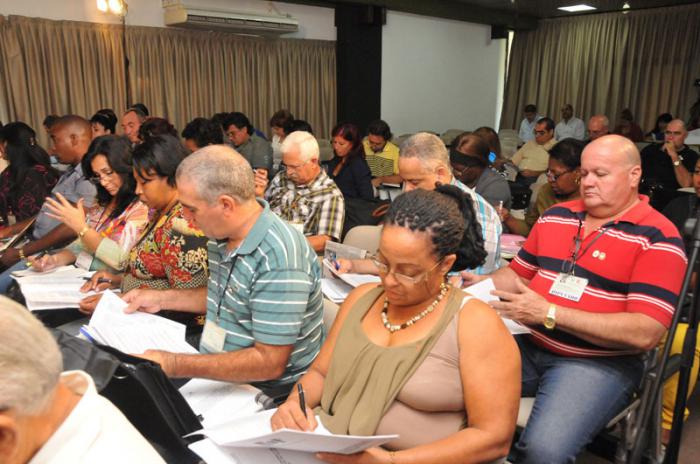 aparlamento 2015 inicia