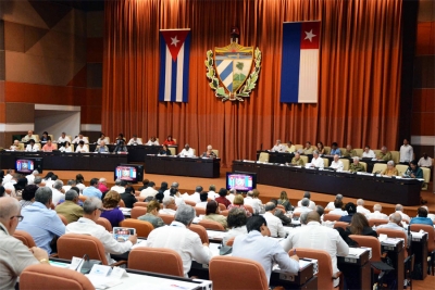 asamblea discusiones hoy