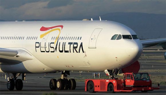 avion de la aerolinea Plus Ultra 1 580x333
