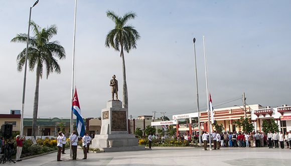 ceremonia de las banderas 02 580x330