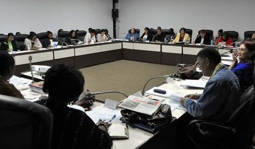 comisiones-parlamento2-2014
