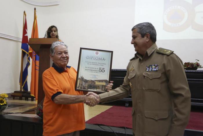 defensa civil aniversario