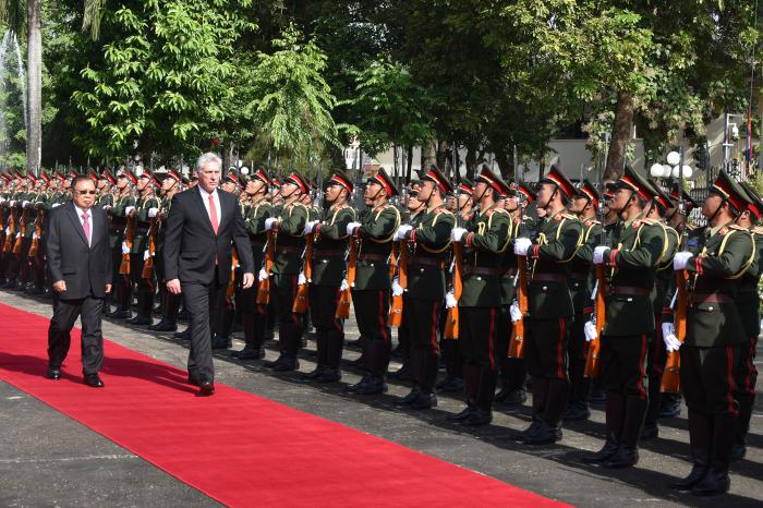 diaz canel laos