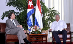 diaz-canel representante reino unido