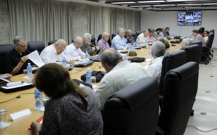 diaz canel verifica avance provincia afectadas