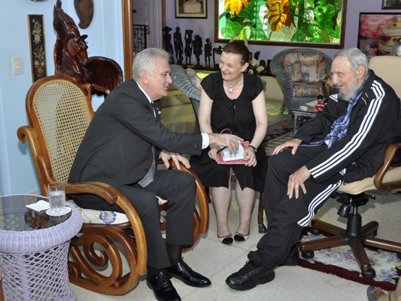 fidel-presidente-de-serbia-11