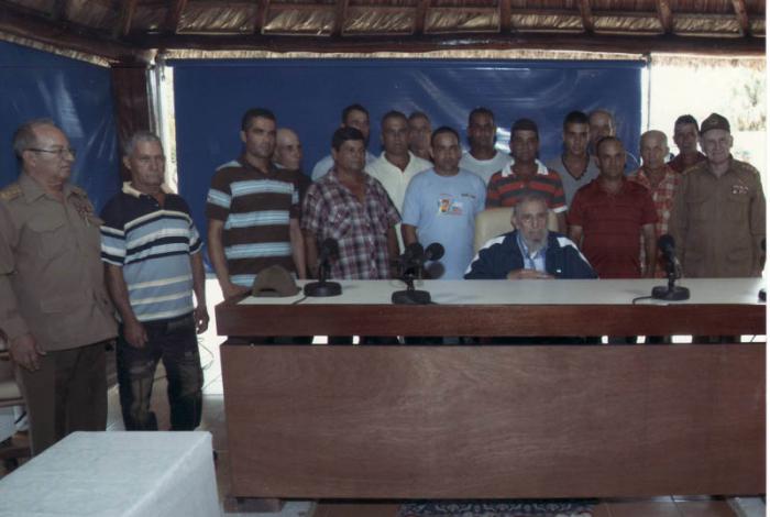 fidel-reconocimiento-far3