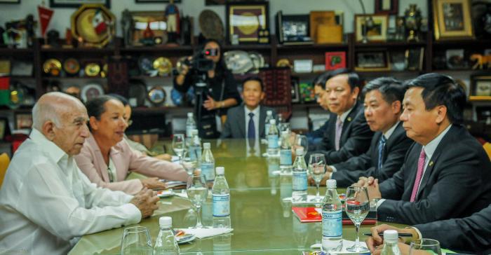 machado delegados partidos