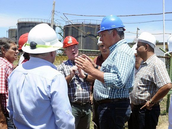 miguel diaz canel refineria ñico lopez 2 580x435