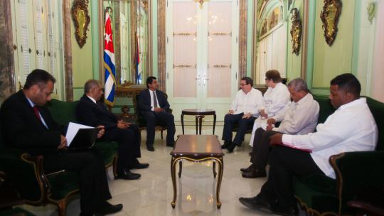 ministro bruno exteriores yemen