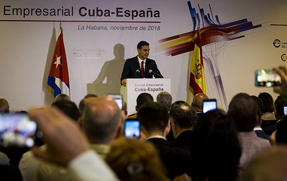 pedro sanchez en cuba foro empresarial 5 580x367