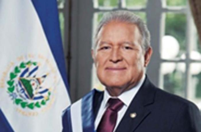 presidente el salvador