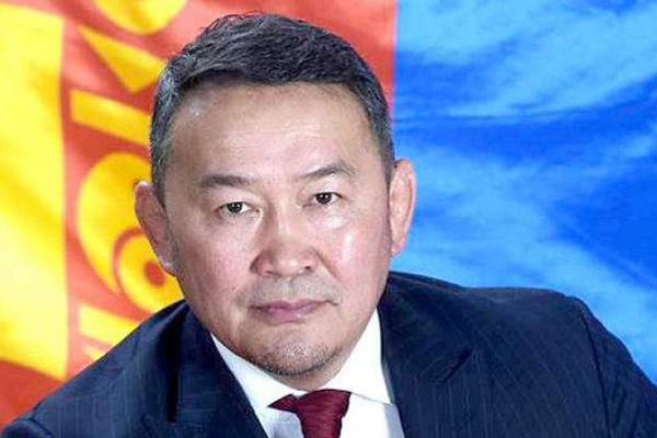 presidente mongolia felicita