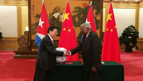 presidentes del parlamento de cuba y china