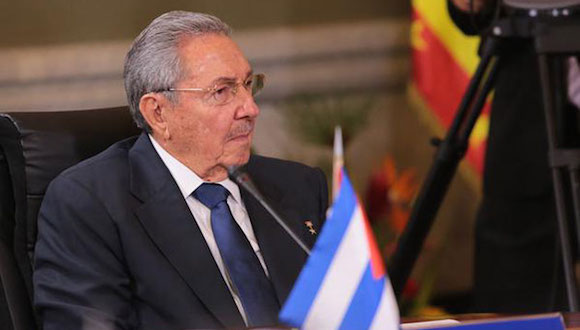 raul-castro-en-la-cumbre-del-alba