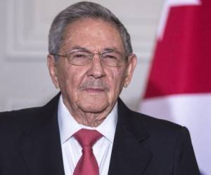 raul castro bandera fondo