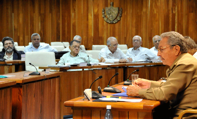 raul consejo ministros