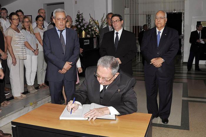 raul embajada francia