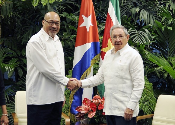 raul presidente suriname