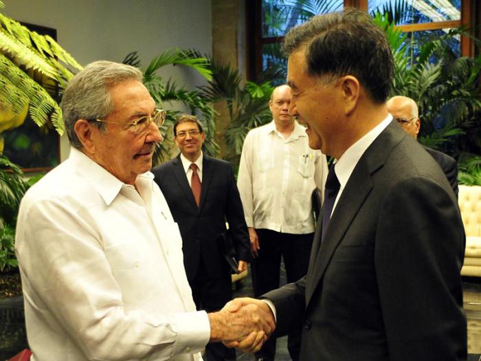 raul viceministro chino
