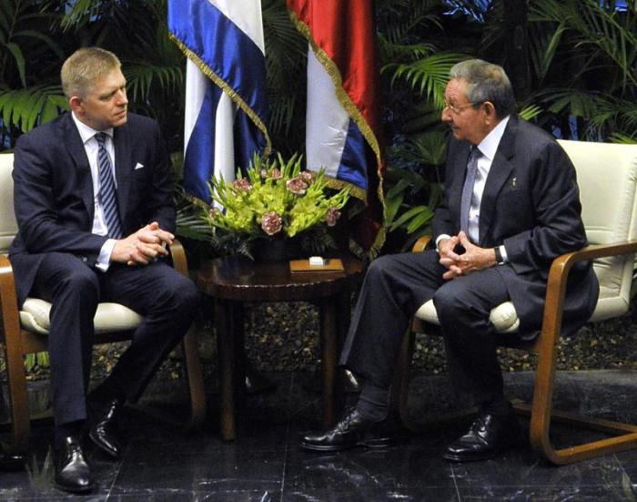 recibe raul castro al primer ministro de eslovaquia