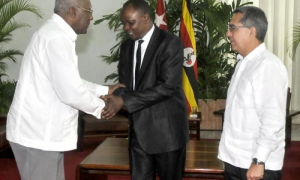 salvador mesa embajadores