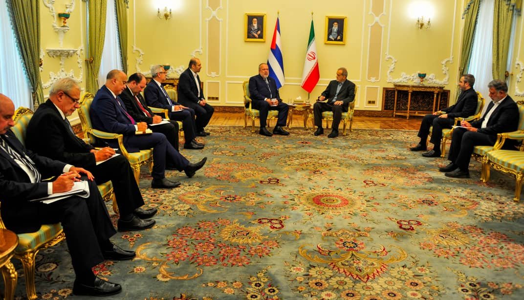 pm encuentro irani 29724 3.jpg 1072.0x614.0 q85 subsampling 2