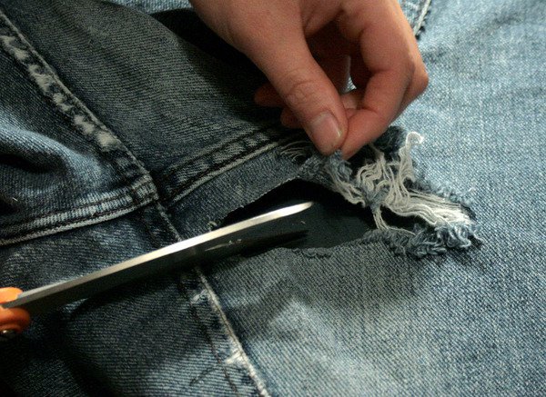como reparar un agujero en lso vaqueros y que quede casi perfecto 4 1